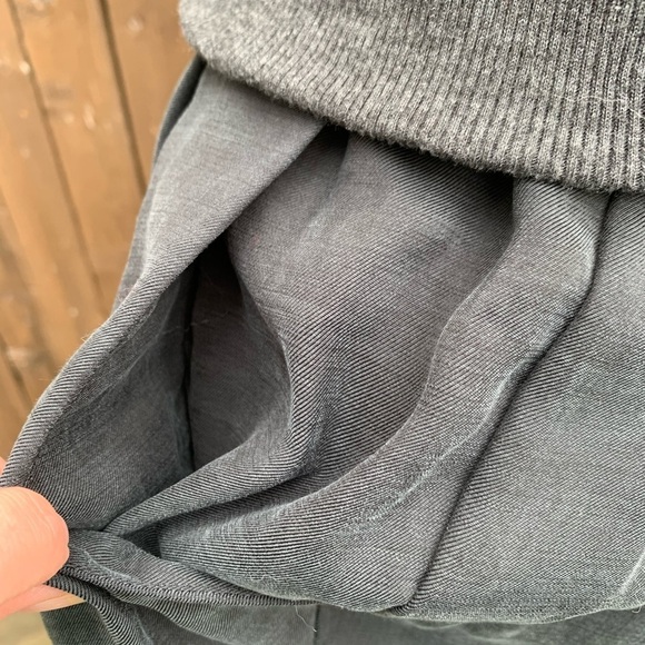 James Icon | Grey Mini Skirt Size P - Picture 5 of 8